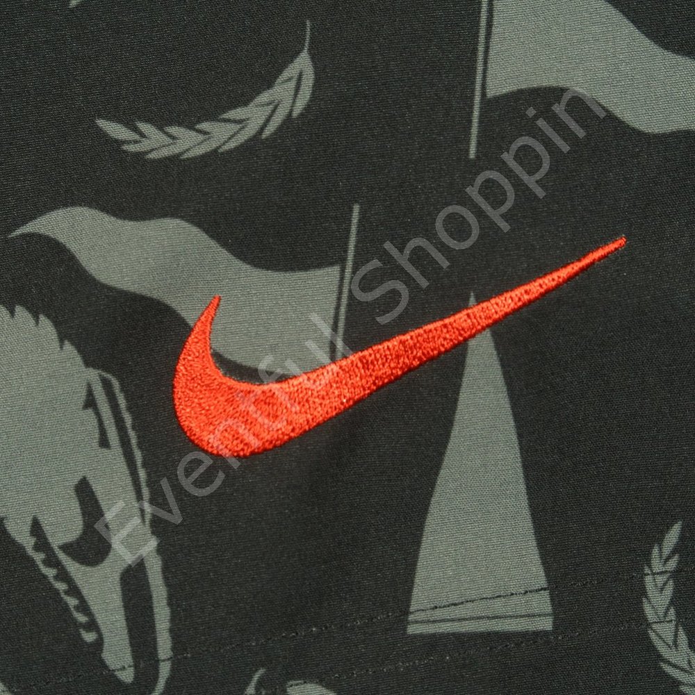 Nike Georgia Bulldogs SB Woven Short Sleeve Shirt in Black / Gray Sz XL - Picture 5 of 7